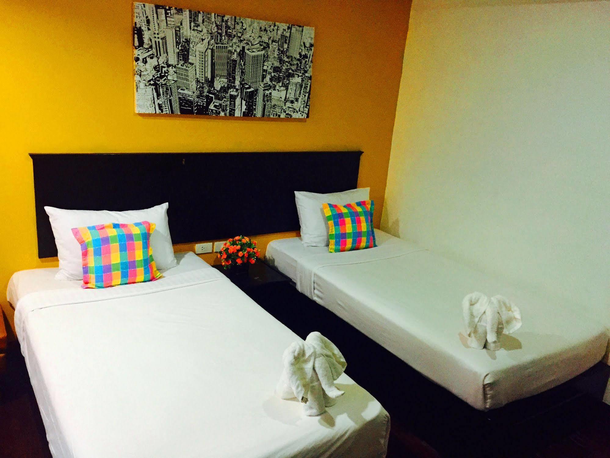 Patong Benetti Lodge מראה חיצוני תמונה