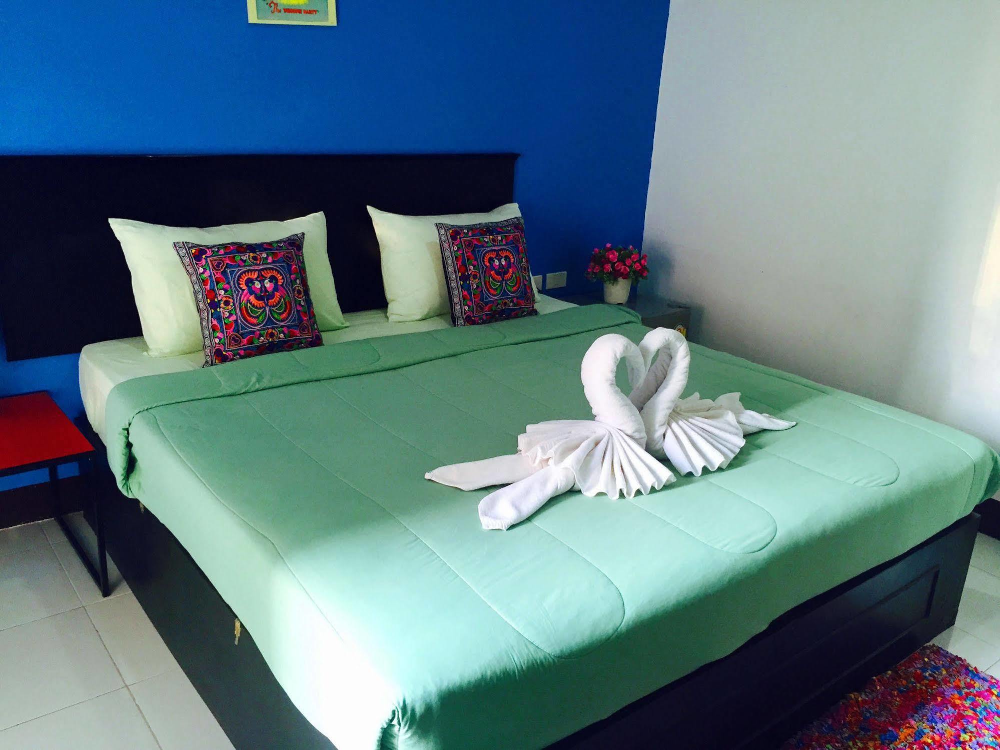 Patong Benetti Lodge מראה חיצוני תמונה