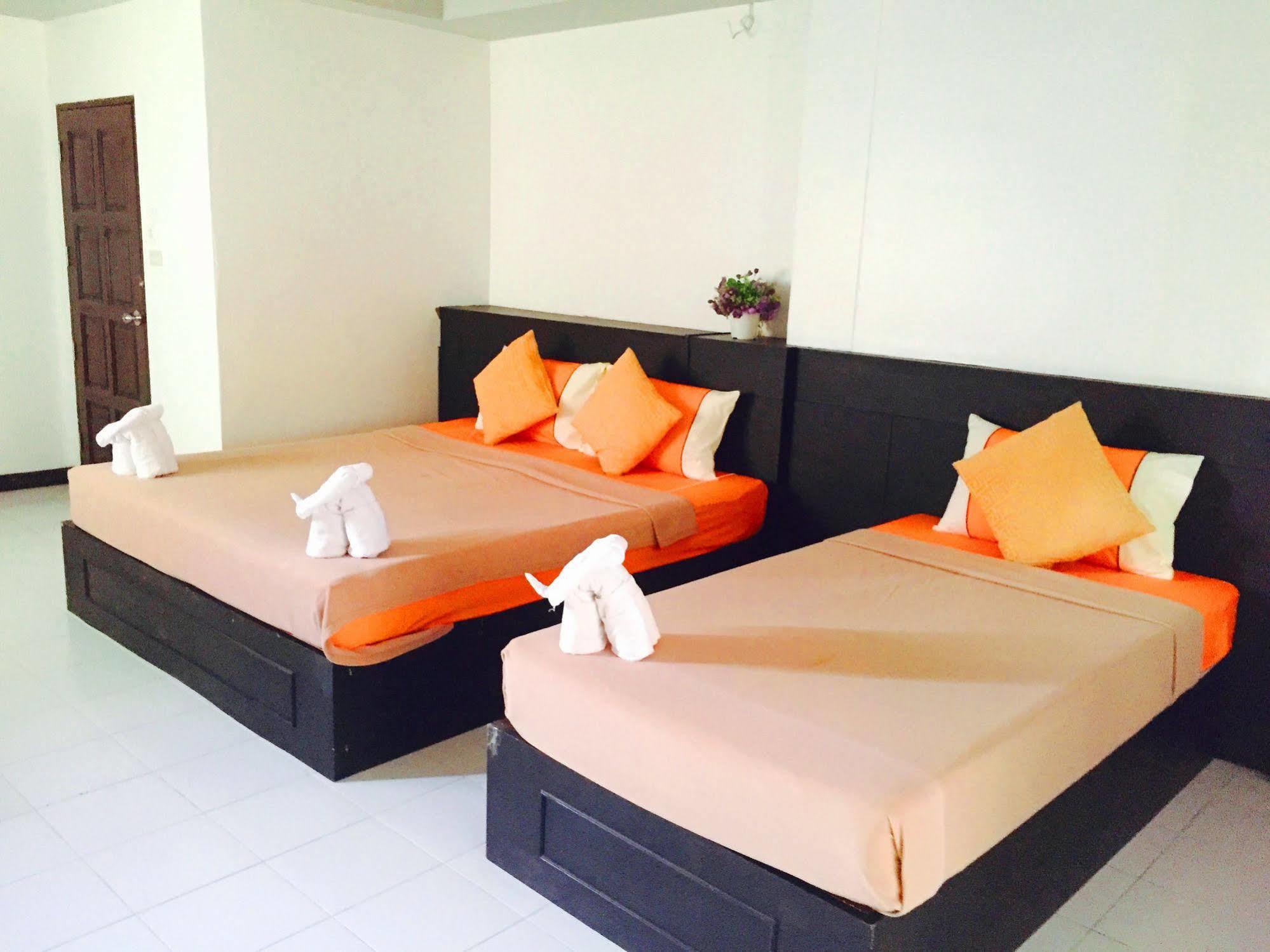 Patong Benetti Lodge מראה חיצוני תמונה